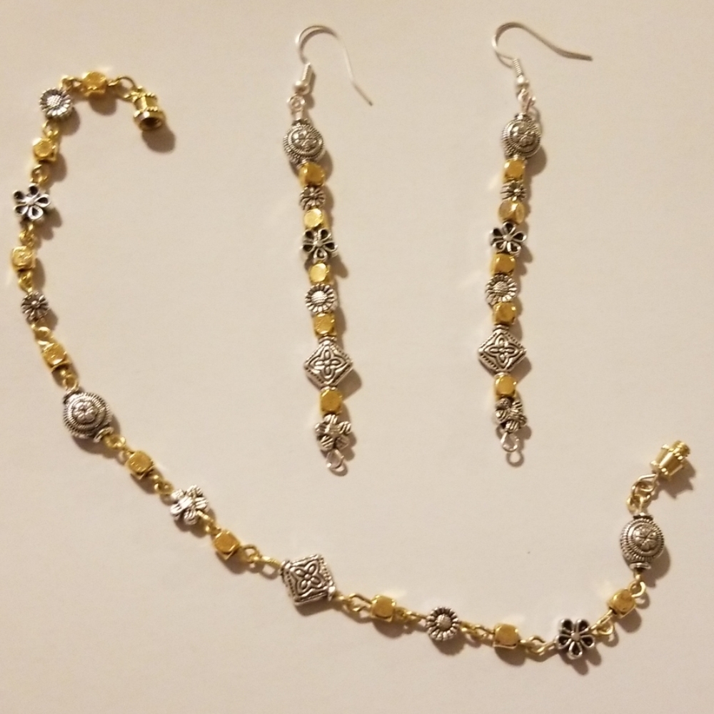 Bracelet/ earring set - Picture 3 of 8